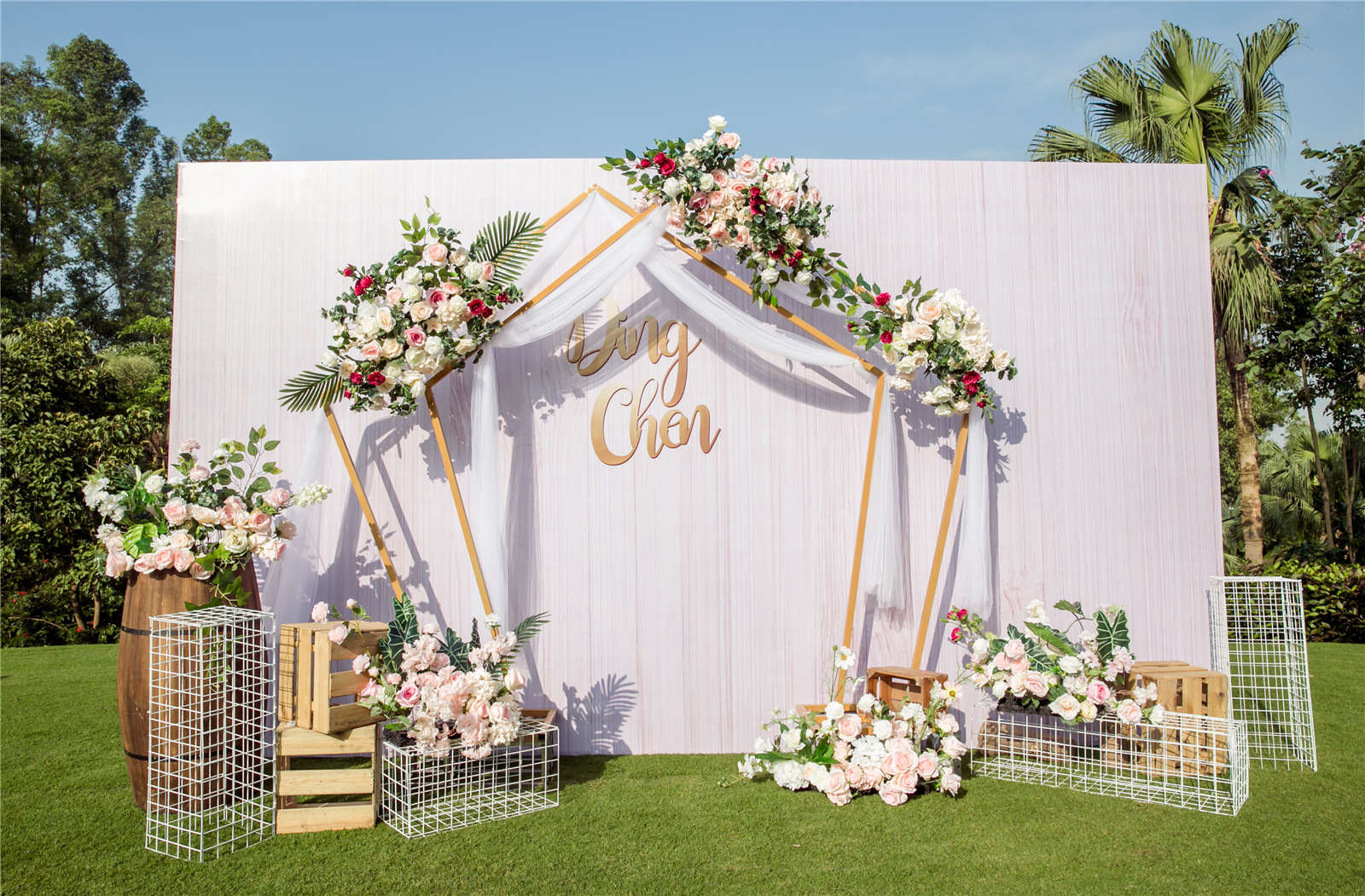 观澜湖度假酒店户外草坪婚礼