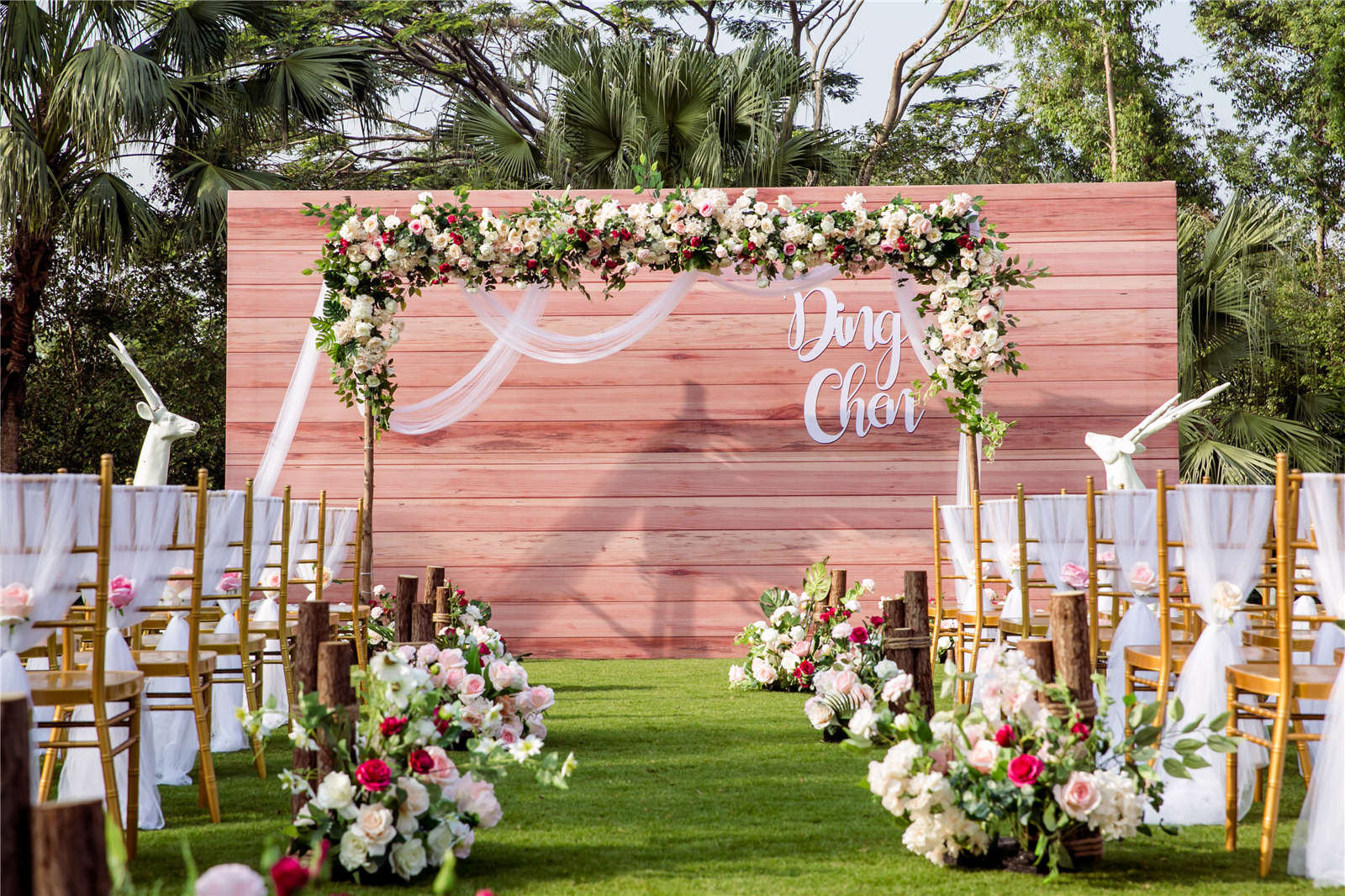 观澜湖度假酒店户外草坪婚礼